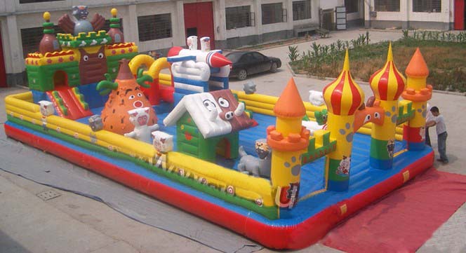 Inflatable Games-Inflatable Fun City