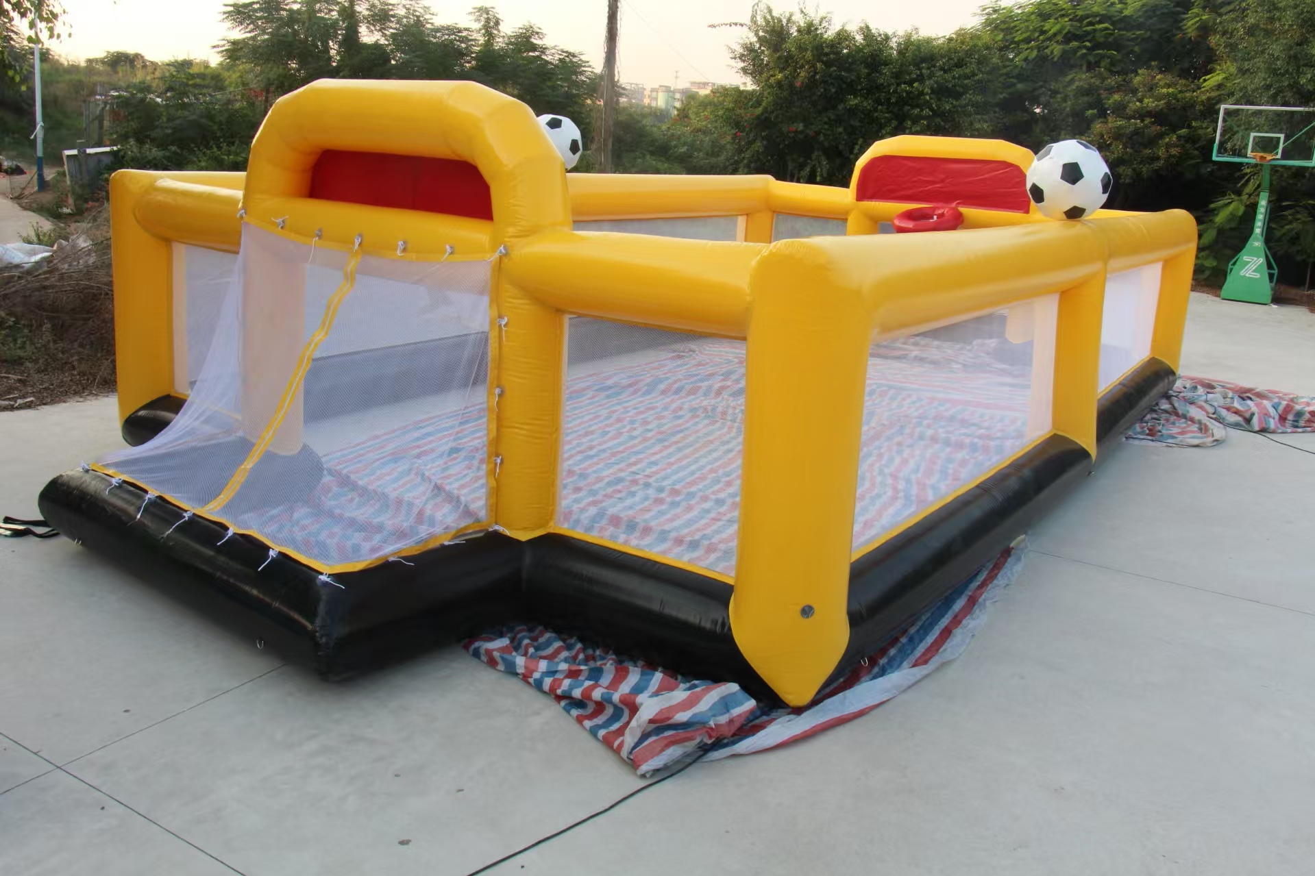 Inflatable Games-Inflatable football court, soccer field